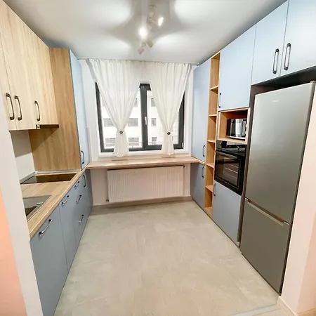 Hils By Warm Apartament Bukareszt